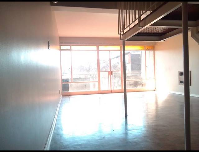 2 BEDROOM PROPERTY TO RENT IN FLORIDA